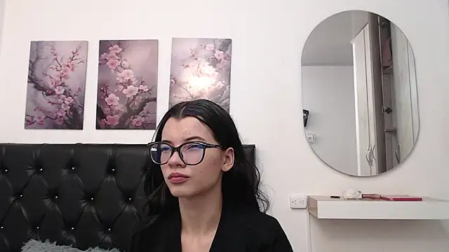 pinky_f00x webcam