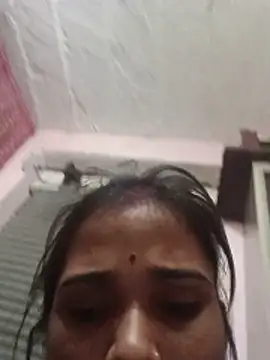 Deepjakolirr webcam