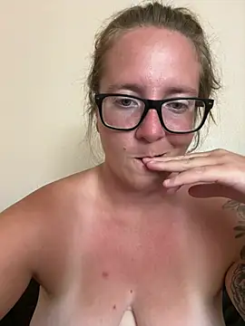 _ElizabethLove_