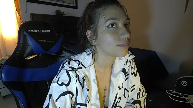 NinaChan_ webcam