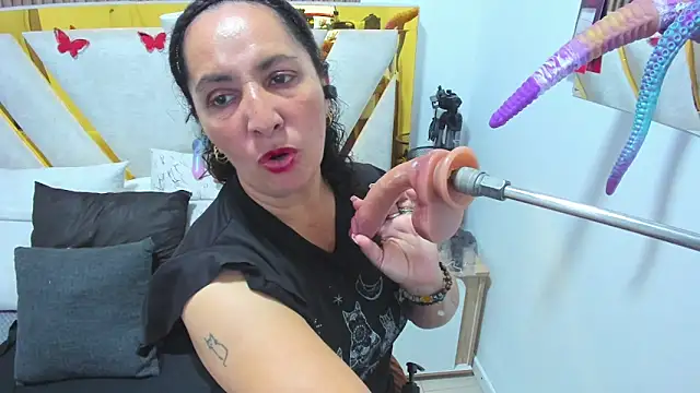 Luna_Naughty1 webcam