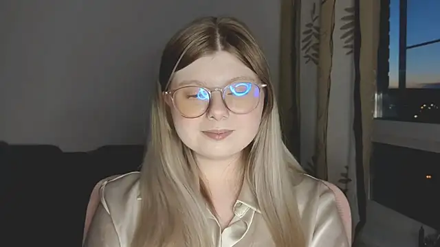YukiBlush webcam