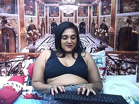 IndianSexyLady20 webcam