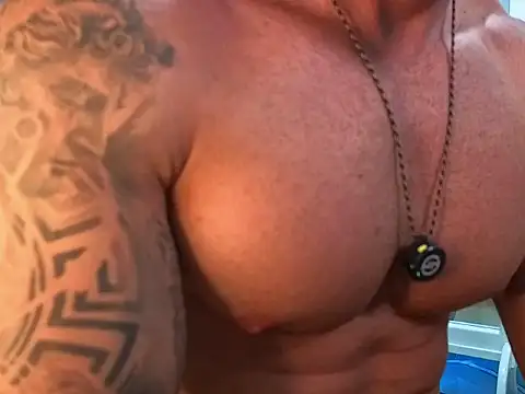 OwenMaximus814 webcam