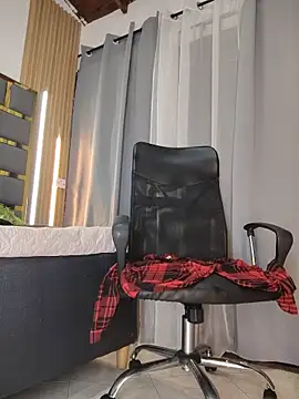 Oliver_bigblack_cock webcam