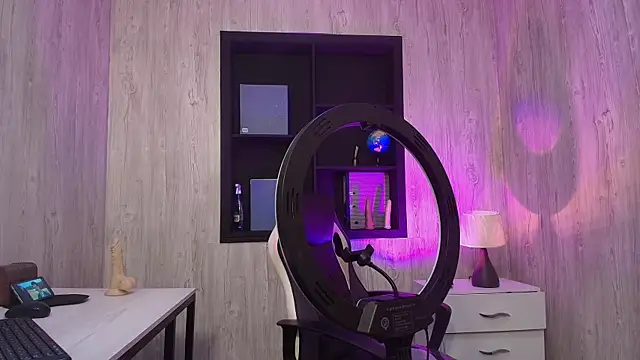 TamaraaHoney webcam