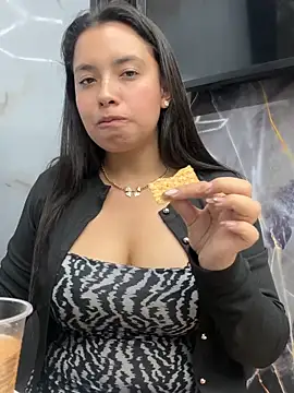 Miss_Bella_Flame webcam