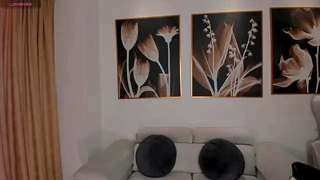 AmaliaCrus webcam