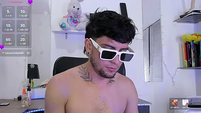StefanoBigCock webcam