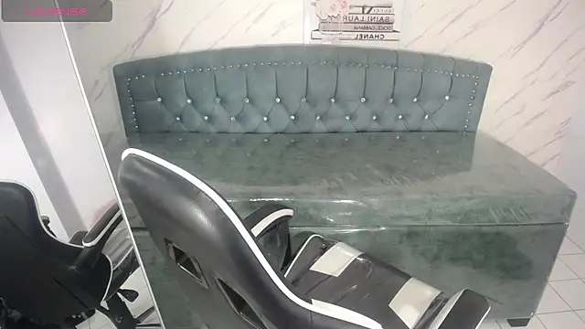 lia_harper_t webcam