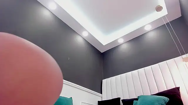 Maia_Clark520 webcam