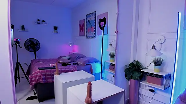 Sharon_Adamss webcam