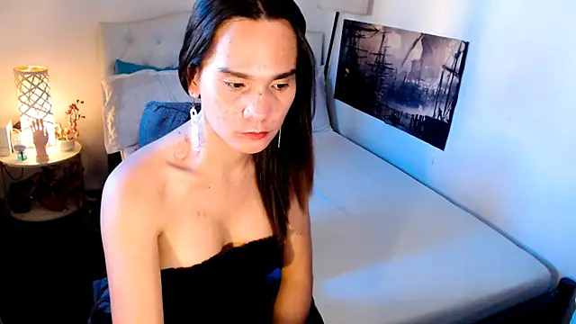 NinaDOM4CUM webcam