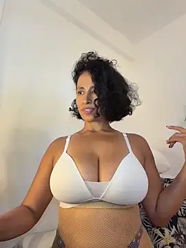 ThaliaGomex webcam
