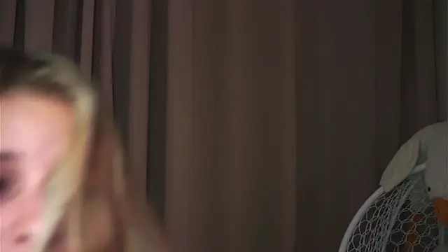 LoveSeekins live sex cam