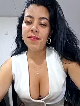 luianna (Ask my age) - Turn me on 💦😈💦😈