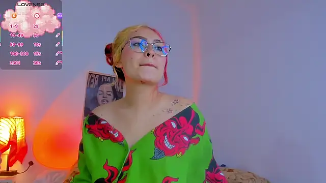 MarieTaylor_ webcam