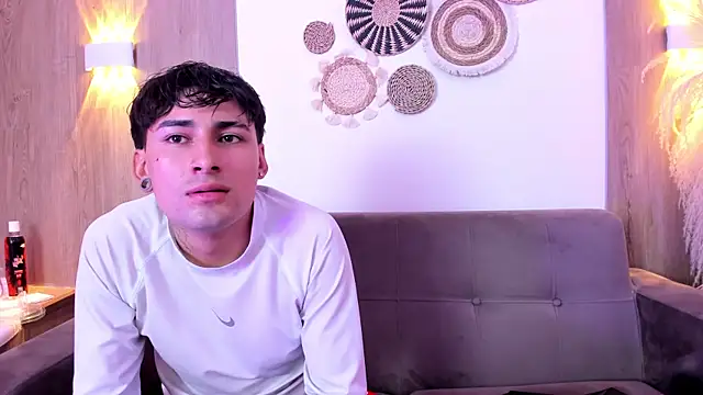Kenji_n_Rousse webcam