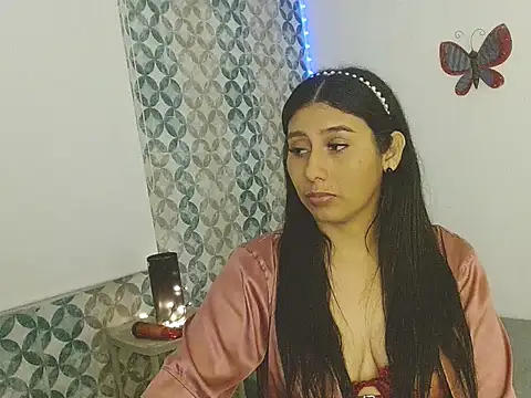 Melaniecarsonew webcam
