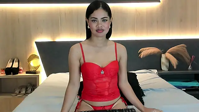 LorenaVarga webcam