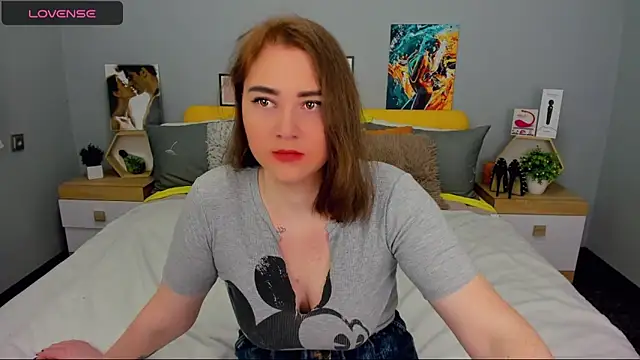 lillyloan4u webcam