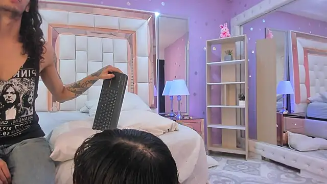Goldentemptation_ webcam