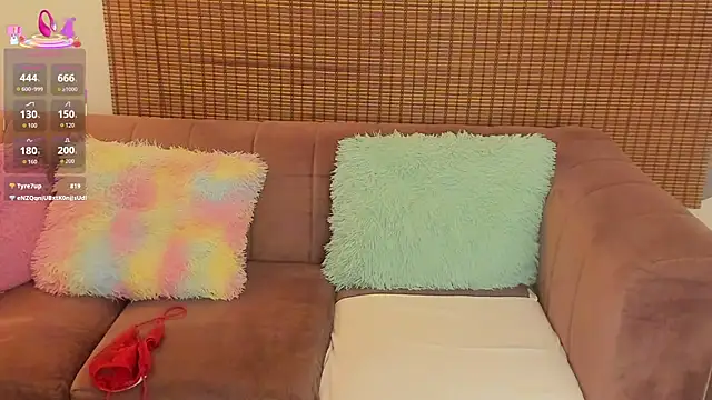 amberr_mooon webcam