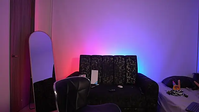 Mikey_Morningstar webcam