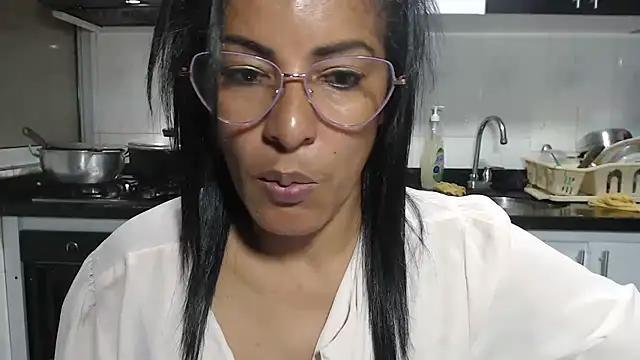 kateleyagrey webcam