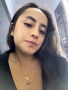 Antonella_Julieta webcam