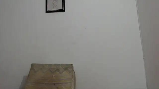 Nikki__uwu webcam