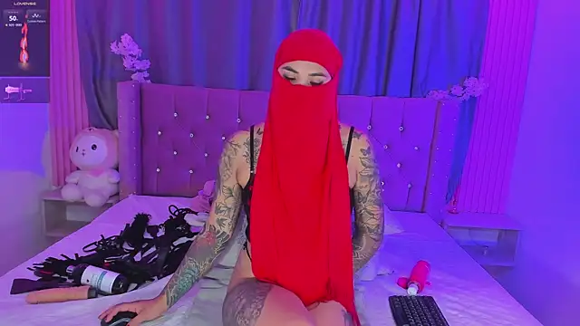 Nayla-Mouna webcam