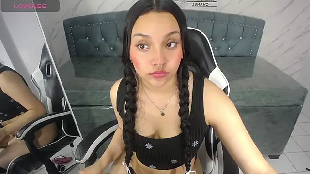 lia_harper_t webcam