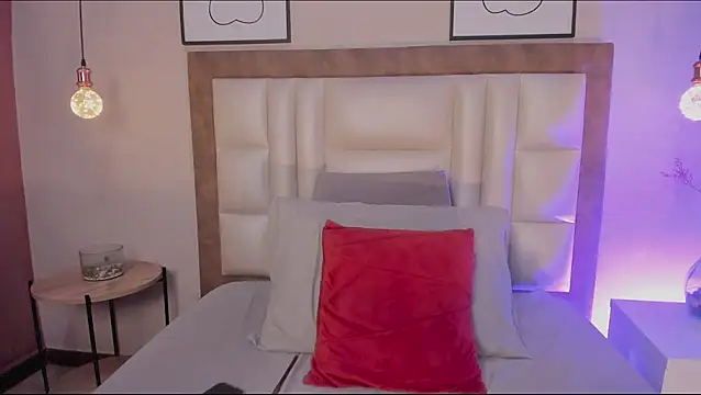 KeniaCarterr webcam