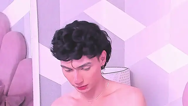 KylieMonnett webcam
