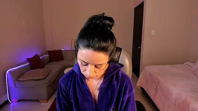 Kristen_Garner webcam