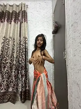 Alisha_Queen55