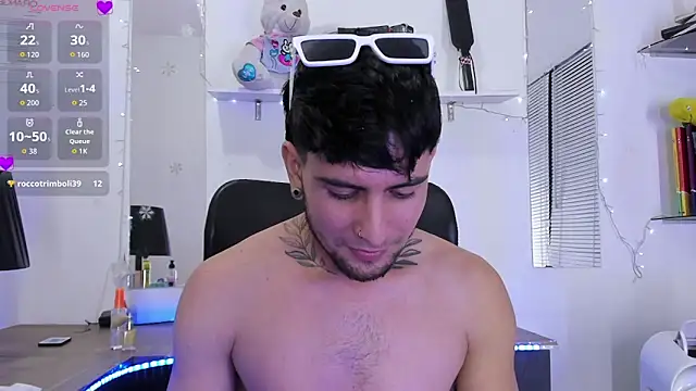StefanoBigCock webcam