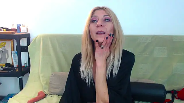 FoxyloveXXX webcam