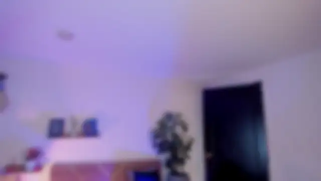 YariRose webcam