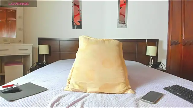 MiaMarin_hot webcam