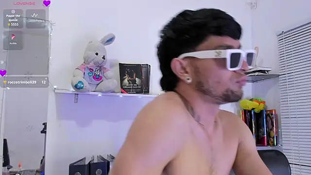 StefanoBigCock webcam