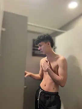 yoursexyjose webcam