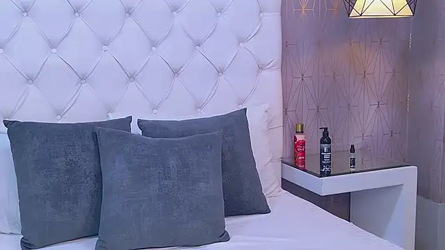 VioletSweetts webcam