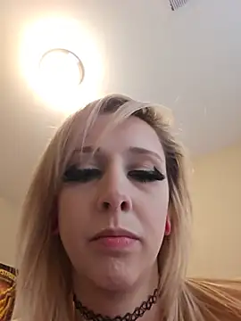 AmethystFoxx webcam