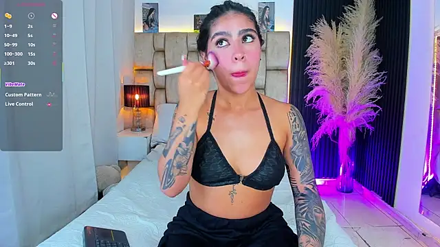 little_sophie18 webcam