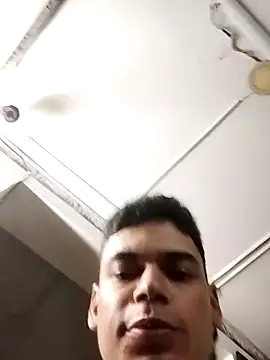 cristopher_maclean webcam