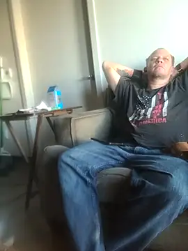 yourMasterisBored webcam