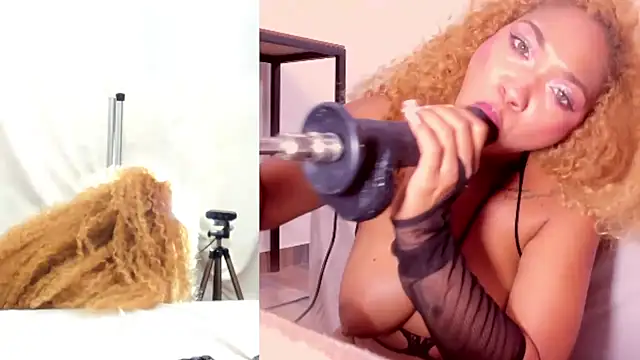 _Lia__Stone webcam