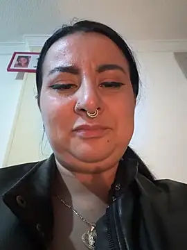 Abril_Luv webcam